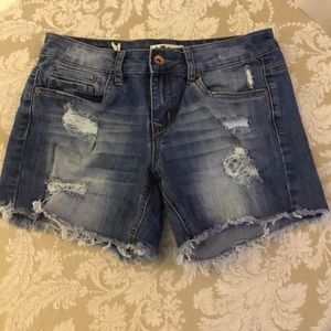 Dollhouse jean shorts